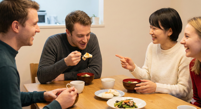 Friends enjoying mochi meal / 餅料理を楽しむ友人たち